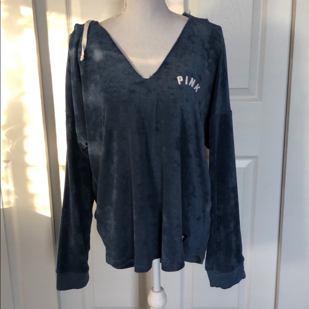 PINK Victoria’s Secret hoddie